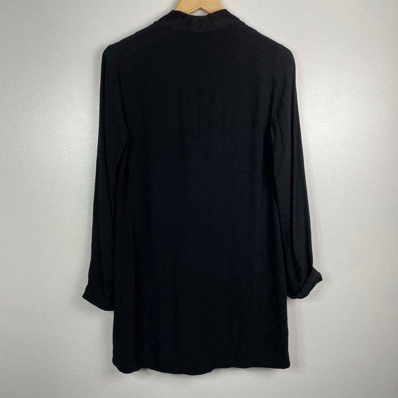 Reformation  Black  Satin Trim Button Down Blazer Cardigan  Oversized  Chic XS - Picture 4 of 5